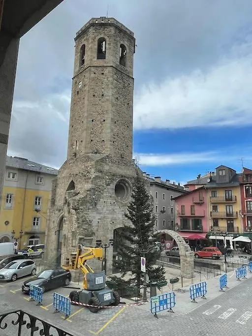 Apartamento El Cadi, Centrico Alojamiento En Puigcerda, Cerdanya.